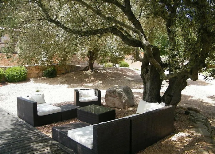 Les Jardins De Mathieu B&B