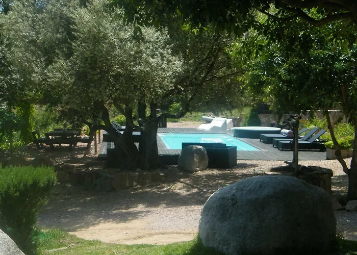 Les Jardins De Mathieu B&B 4*