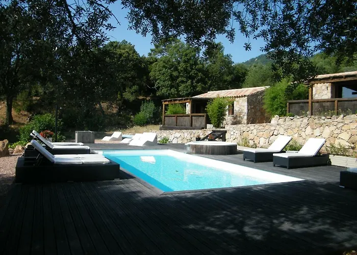 Les Jardins De Mathieu B&B 4*