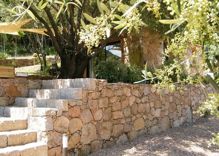 Les Jardins De Mathieu B&B 4*