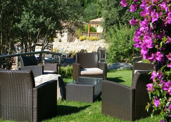 Les Jardins De Mathieu 4* 포르토베쉬오