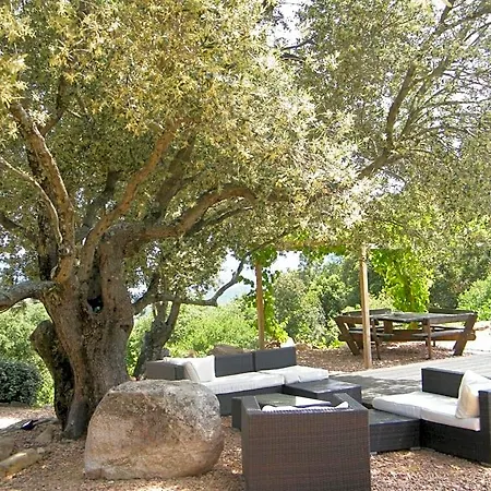 Bed & Breakfast Les Jardins De Mathieu