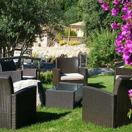 Les Jardins De Mathieu 4* ポルトヴェッキオ